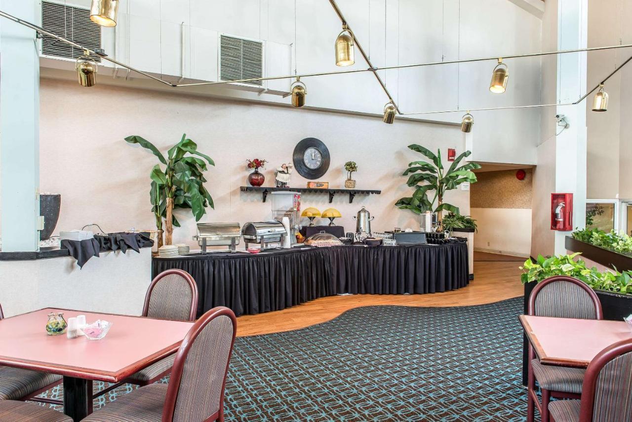Quality Inn And Conference Center Springfield Luaran gambar