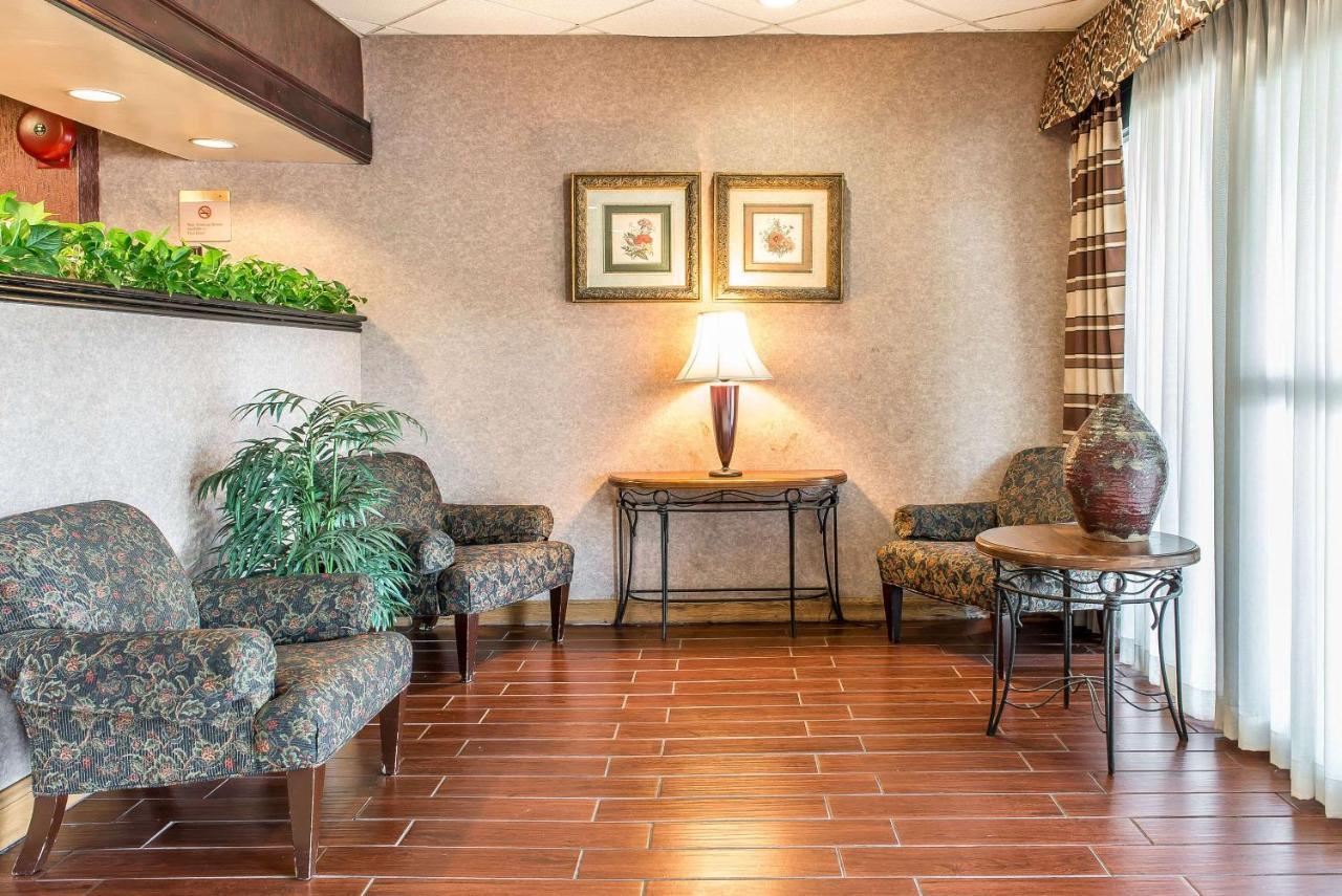 Quality Inn And Conference Center Springfield Luaran gambar